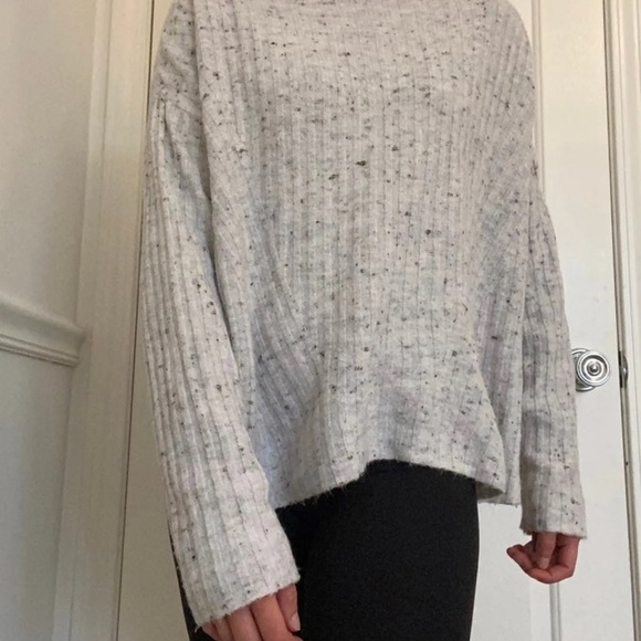 Sweater - Picture 3 of 3